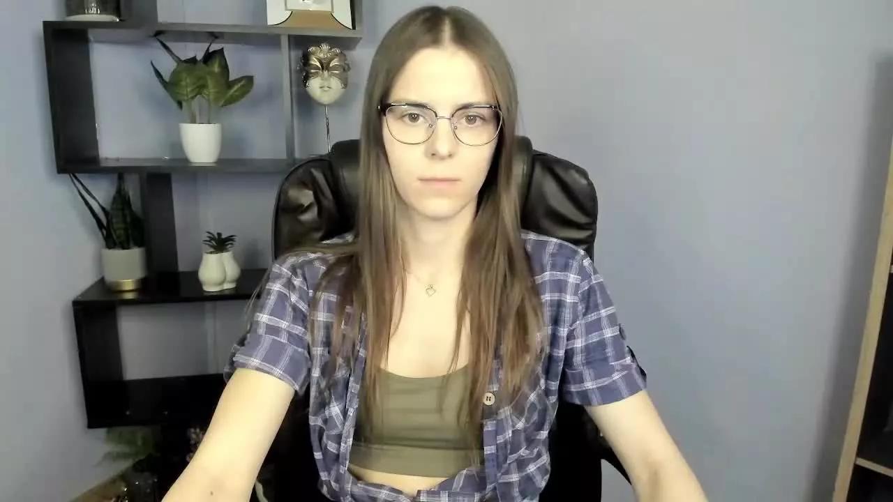 MegiLove on Streamray 
