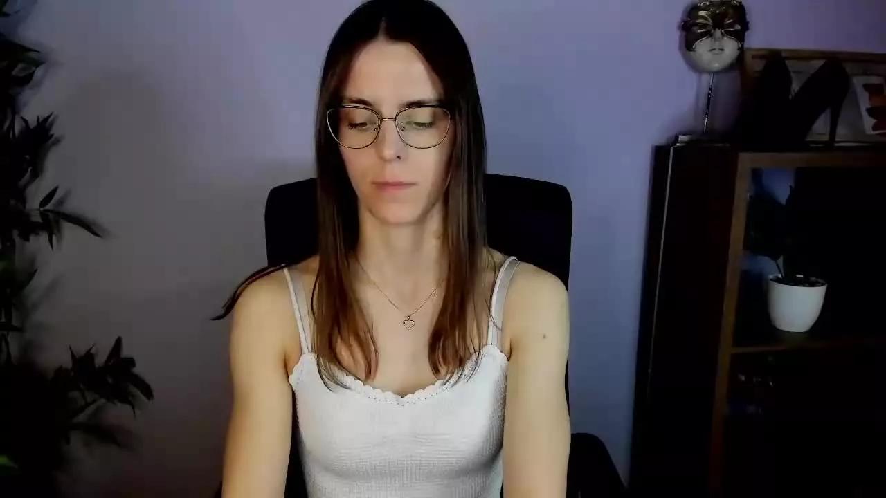 MegiLove on Streamray 