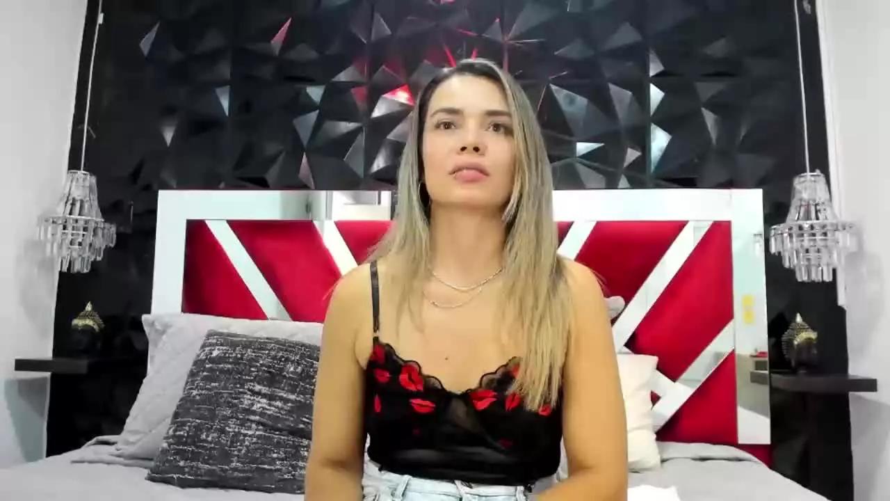Melany_Asburn on Streamray 
