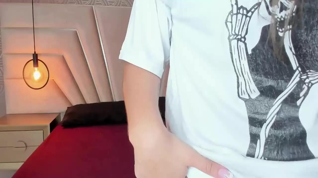 MiaMillers on Streamray 