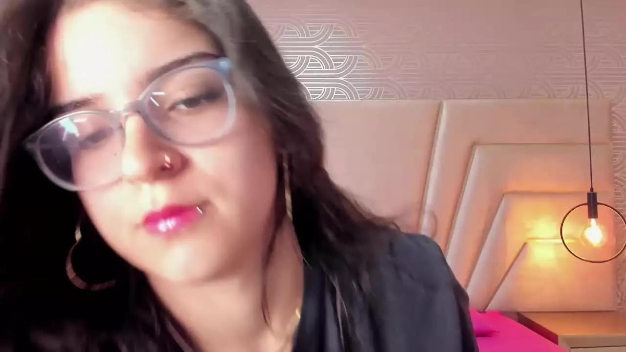 MiaMillers on Streamray 