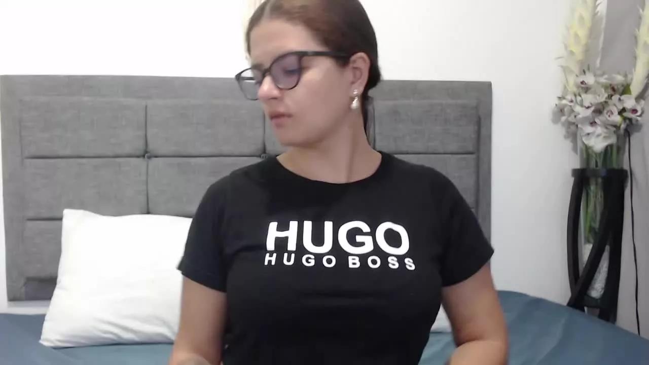 MiaSaing on Streamray 