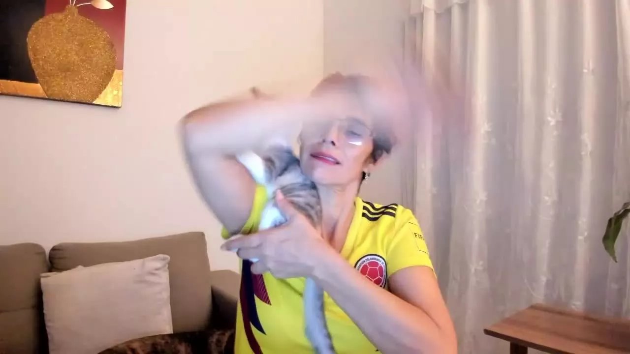 Offline NancyTorresGu on Streamray