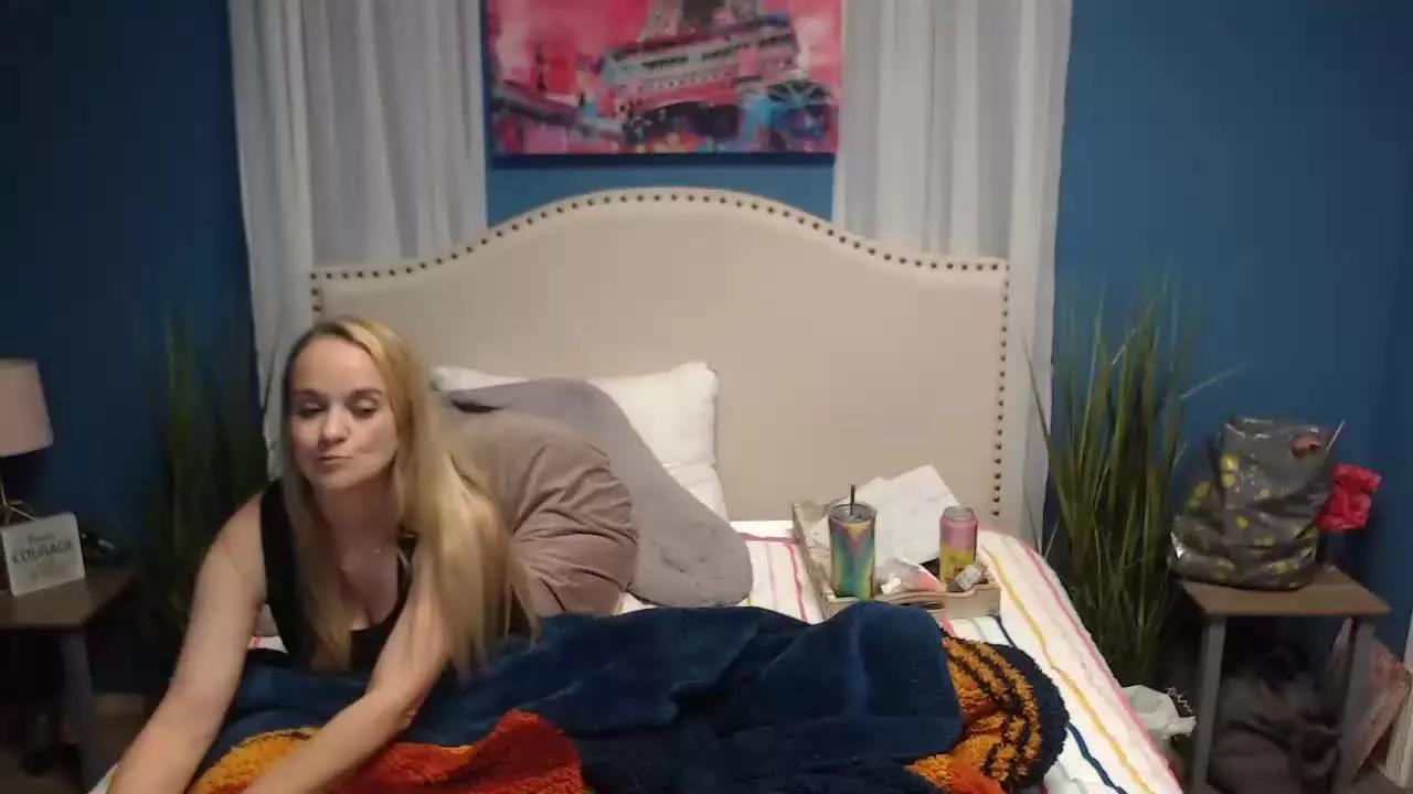 NaomiSky on Streamray 