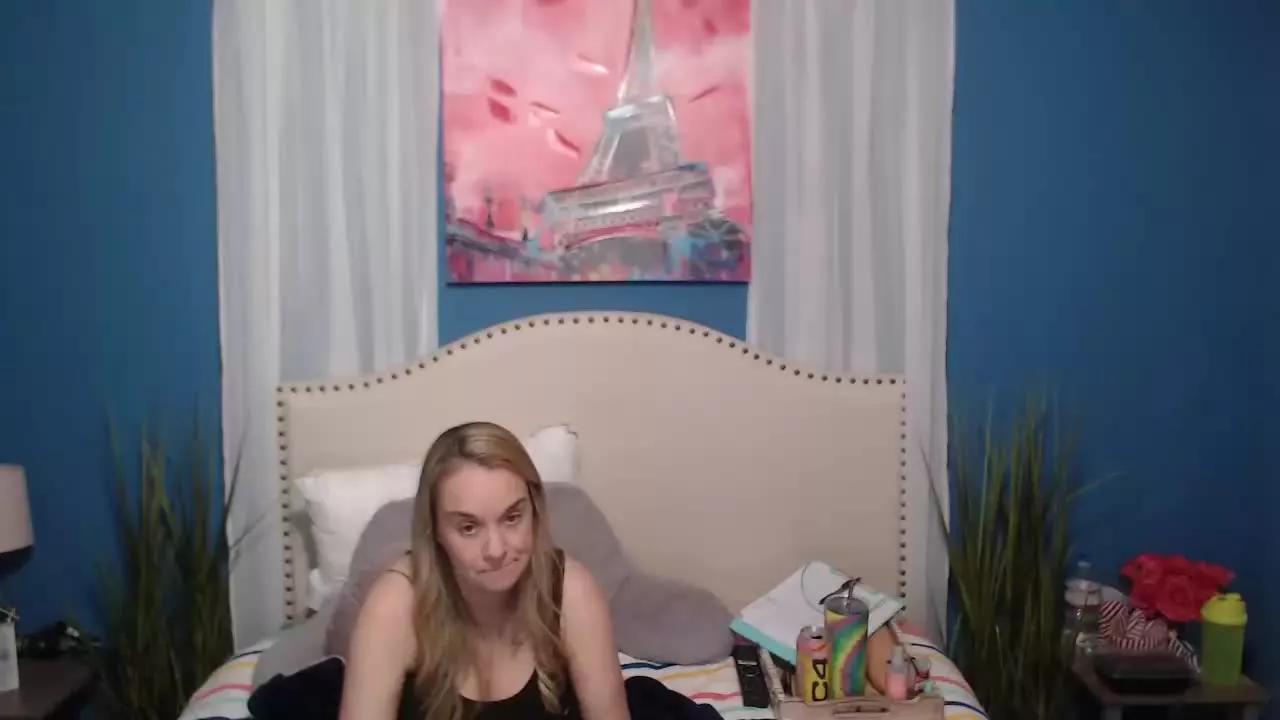NaomiSky on Streamray 