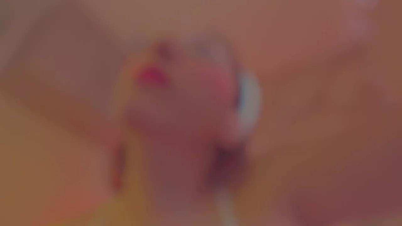 PetiteSirennn on Streamray 