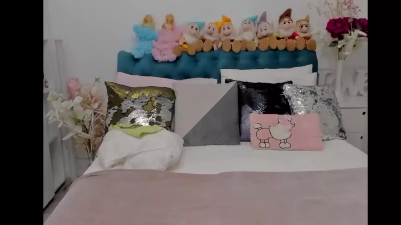 SalomeJade on Streamray 