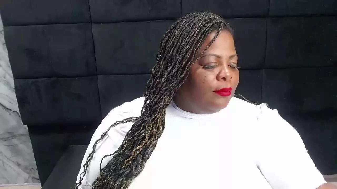 ShantalBrown on Streamray 