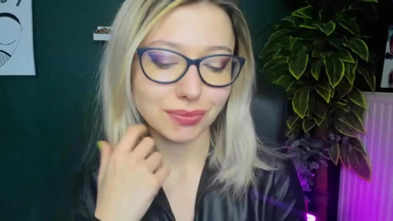 tasty_Heidi on Streamray 