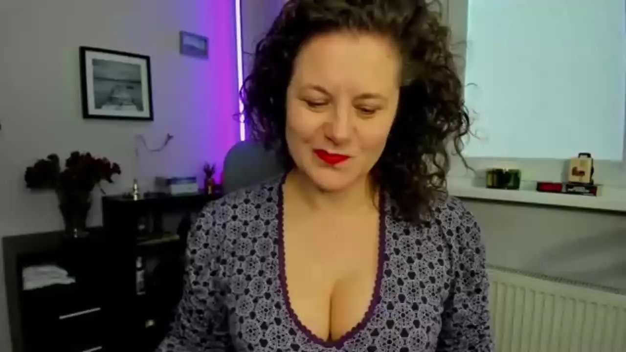 Offline TeaseOlivia on Streamray