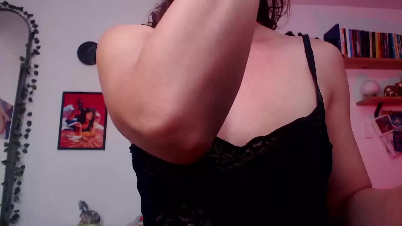 TinnyFoxxy on Streamray 
