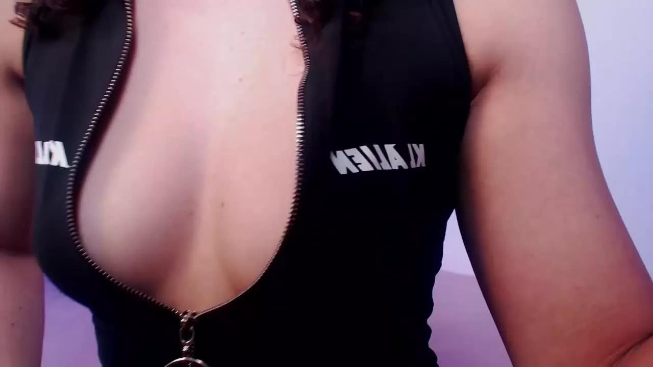 TinnyFoxxy on Streamray 