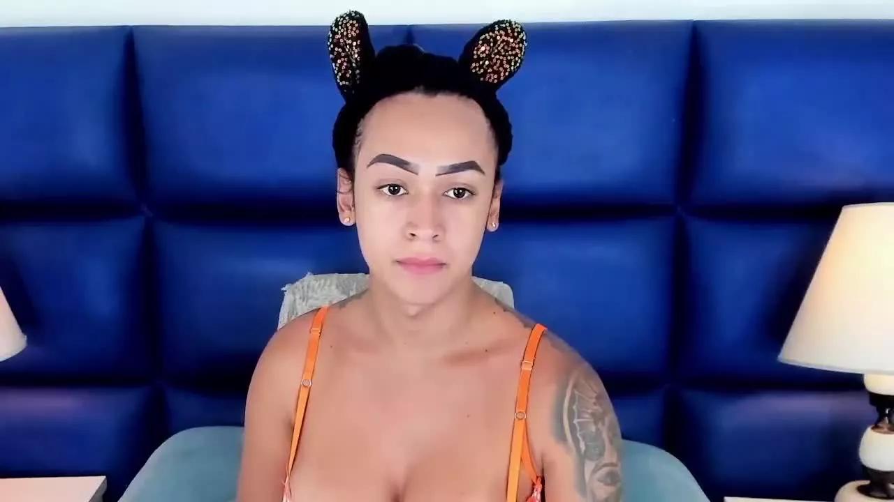 VALERYQUEENTS on Streamray 