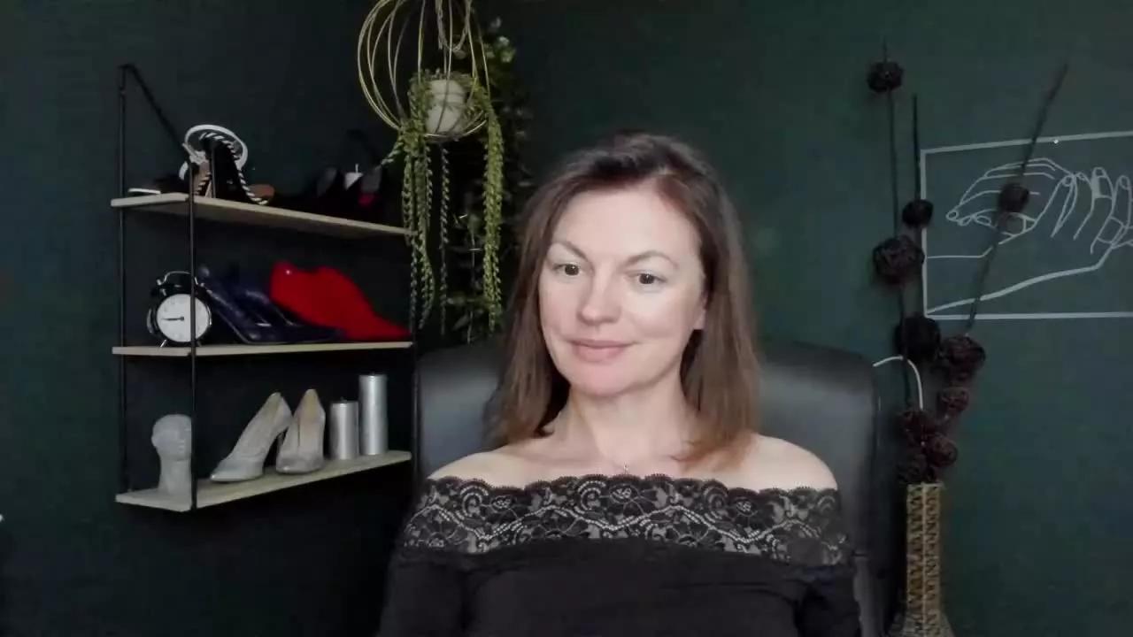 VivianTasty on Streamray 