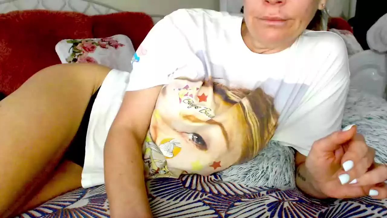 Offline Yes_Maam on Streamray