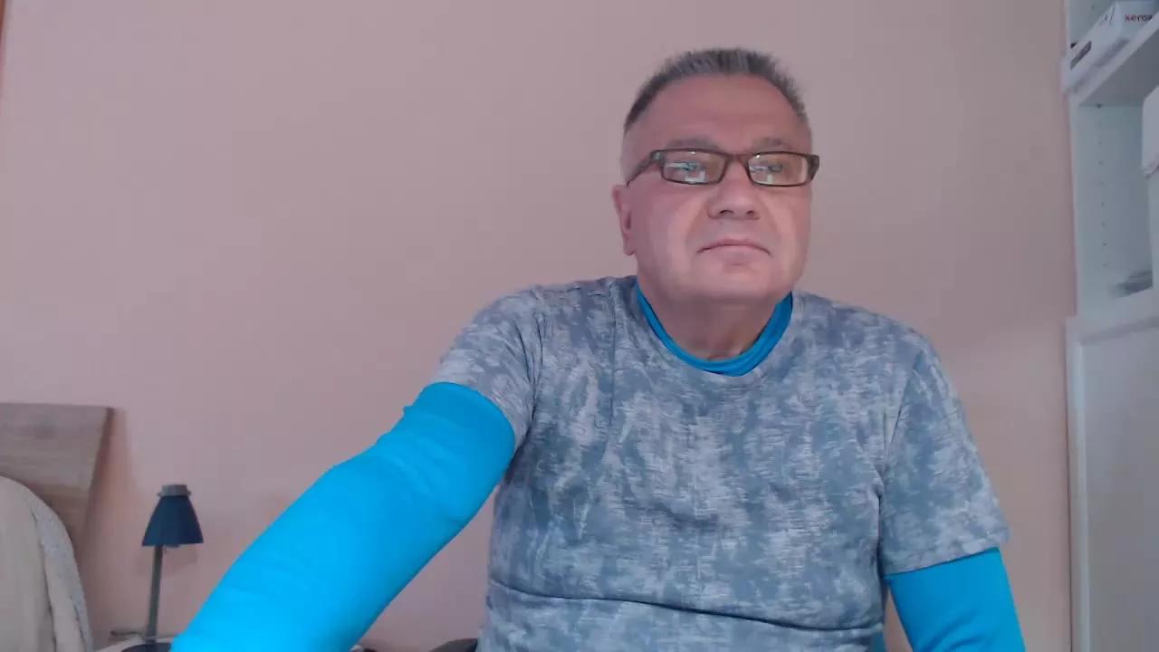 YOU6me on Streamray 