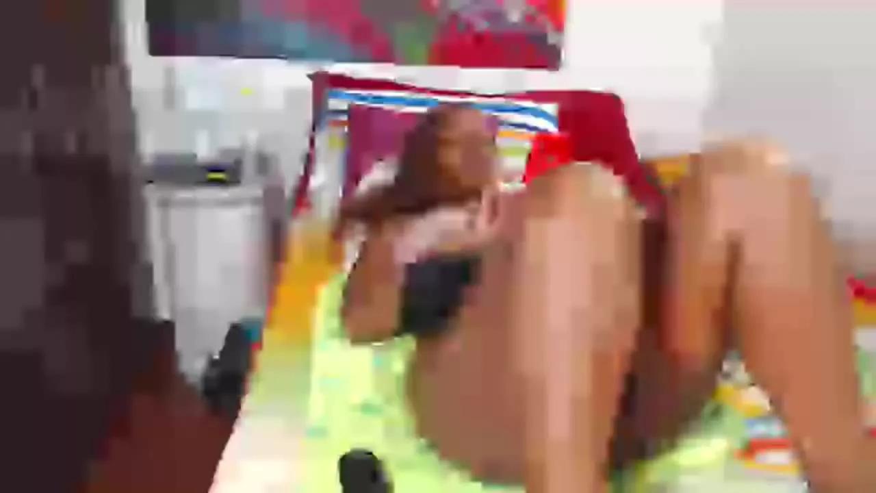 zoenaomi on Streamray 