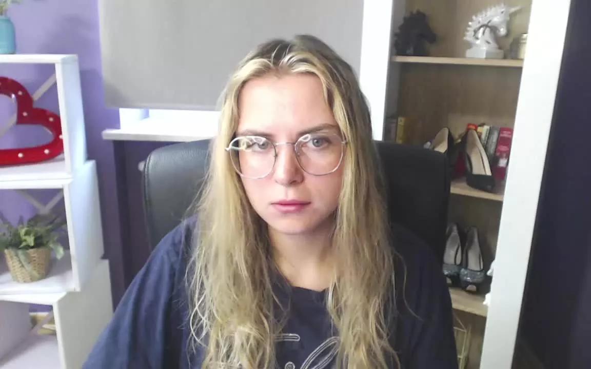 Zoeyx4u on Streamray 