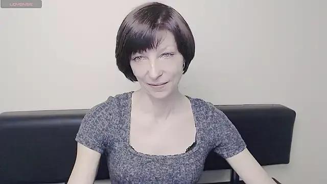 _AngeliaFlow_ on StripChat 