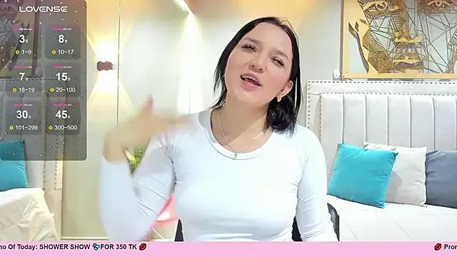 _EmilyJireh_ on StripChat 