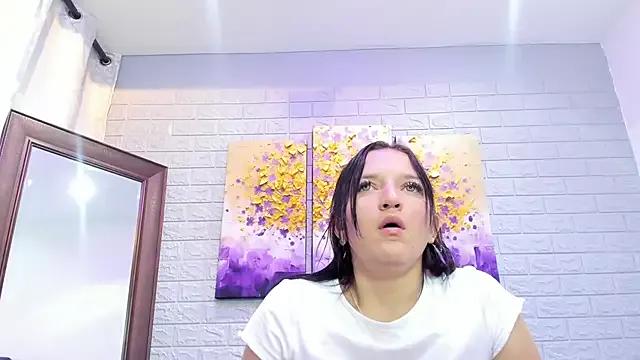 _EmilyJireh_ on StripChat 