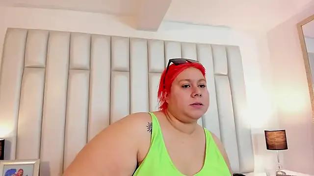 aandreaperez on StripChat 