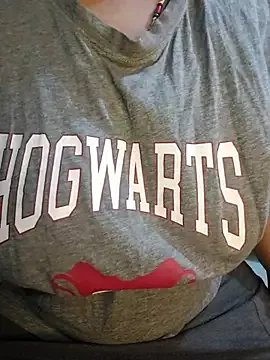 Freechat Adiba_2 on StripChat