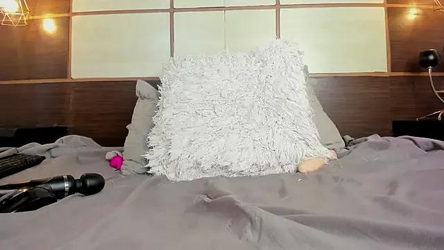 Alahia_Am on StripChat 