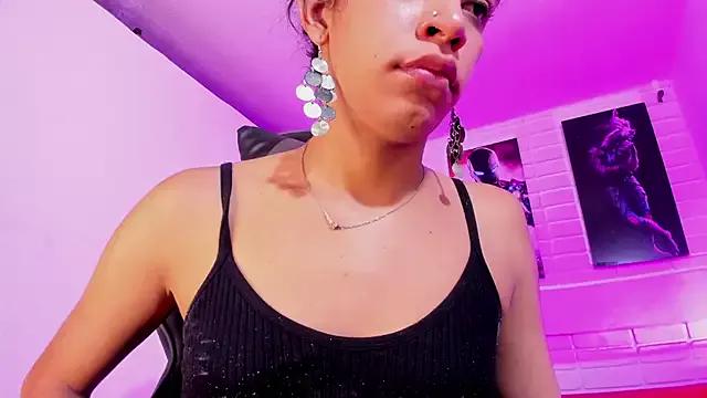 Alahia_Rodriguez on StripChat 