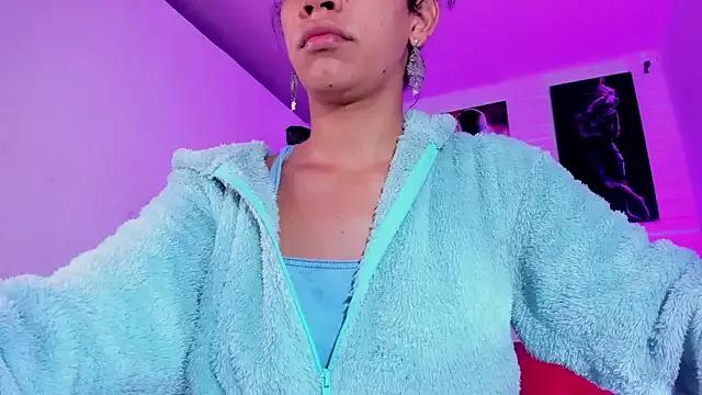 Alahia_Rodriguez on StripChat 
