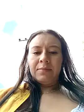 Alana--7 on StripChat