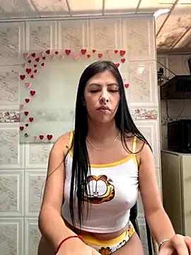 Alanna_atm_ on StripChat