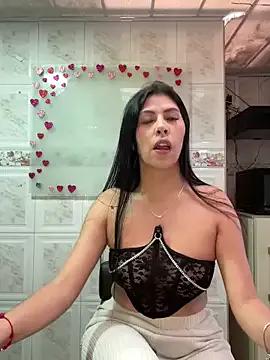 Alanna_atm_ on StripChat