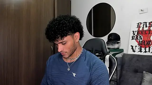 Freechat Alessandro_Vanni on StripChat