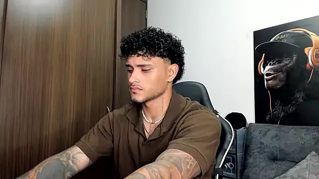 Freechat Alessandro_Vanni on StripChat