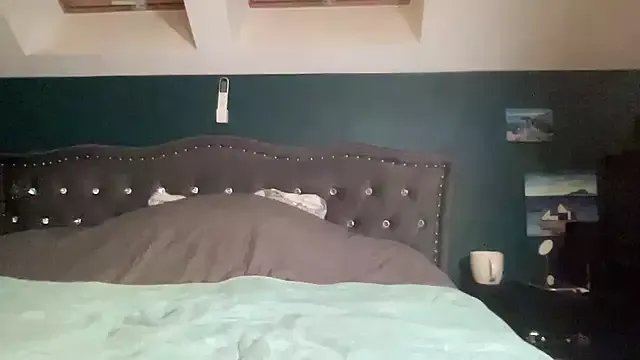 Freechat alexis0407 on StripChat