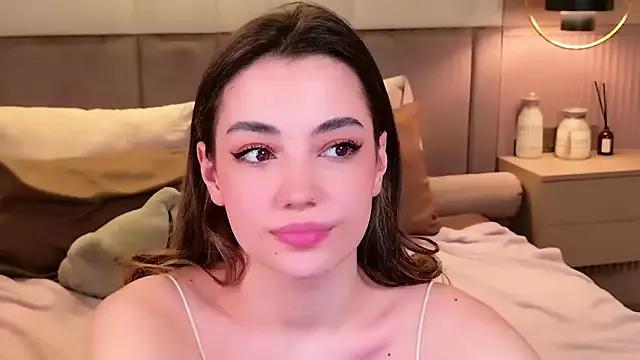 Alice_Deleon on StripChat 
