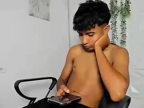 AlluringAngel01 on StripChat 