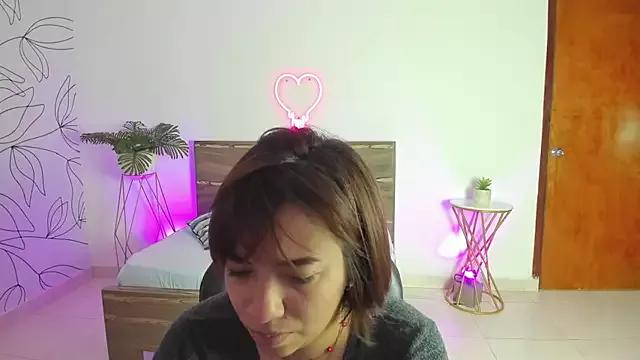 alma_fenix on StripChat 