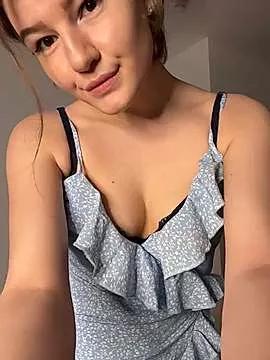 Freechat alwaysfrida on StripChat