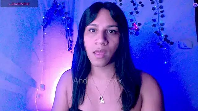 AndreaaFoxx on StripChat 