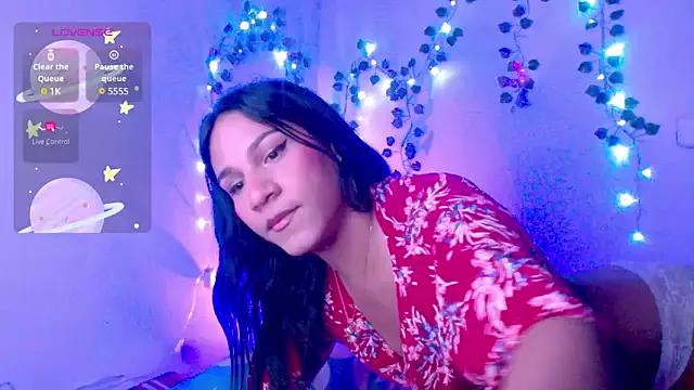 AndreaaFoxx on StripChat 