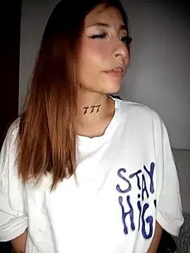 AnnieCouperr on StripChat 