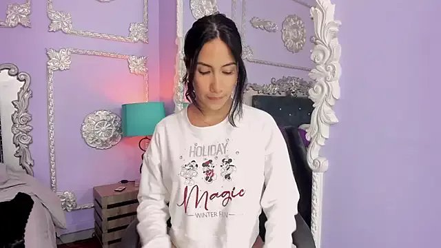 Freechat ArianaReynoldss on StripChat