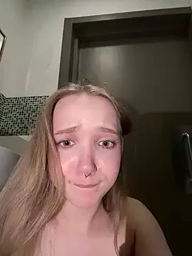 Freechat bambi_lu on StripChat