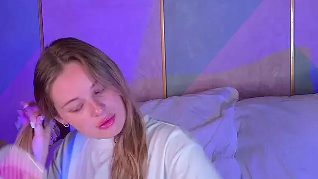 BeatriceEsmont on StripChat 