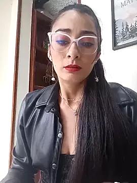 BELLA--26 on StripChat 