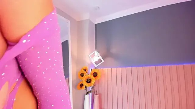 Bella_Williiams on StripChat 