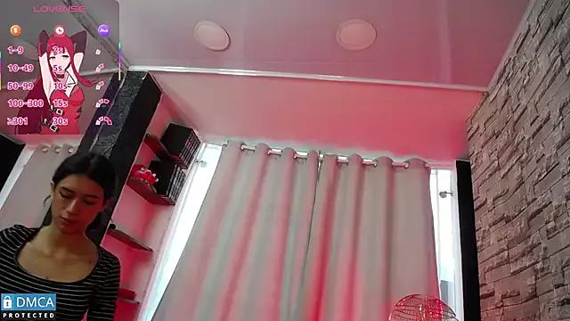 BellaOdisea on StripChat 