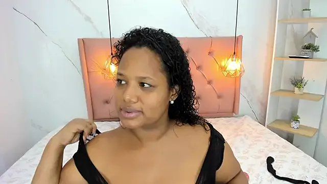 Freechat Belle_Brunette on StripChat